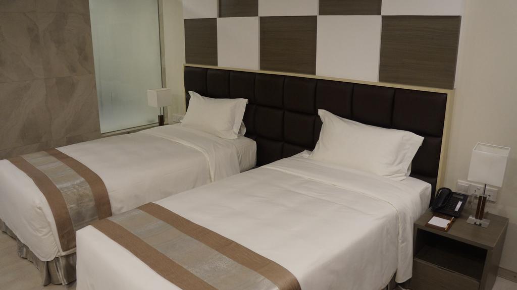 Hotel Parami Yangon Esterno foto
