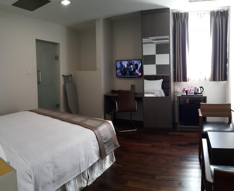 Hotel Parami Yangon Esterno foto
